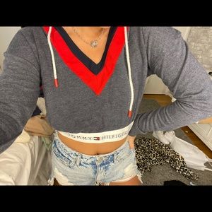 Tommy Hilfiger Cropped Hoodie